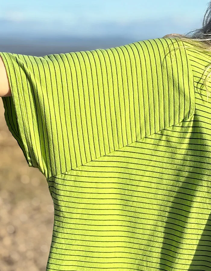 Cut Loose Stripe One Top in Verde