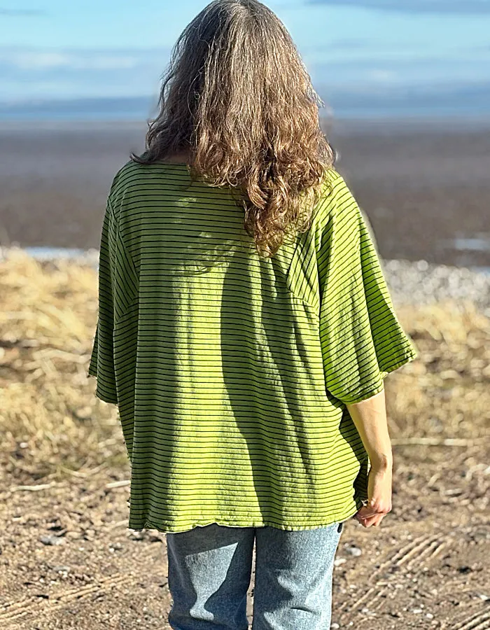 Cut Loose Stripe One Top in Verde