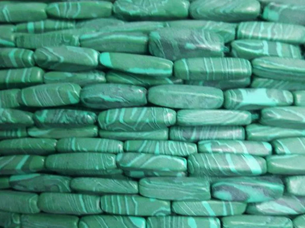 Green Oval Glass Beads