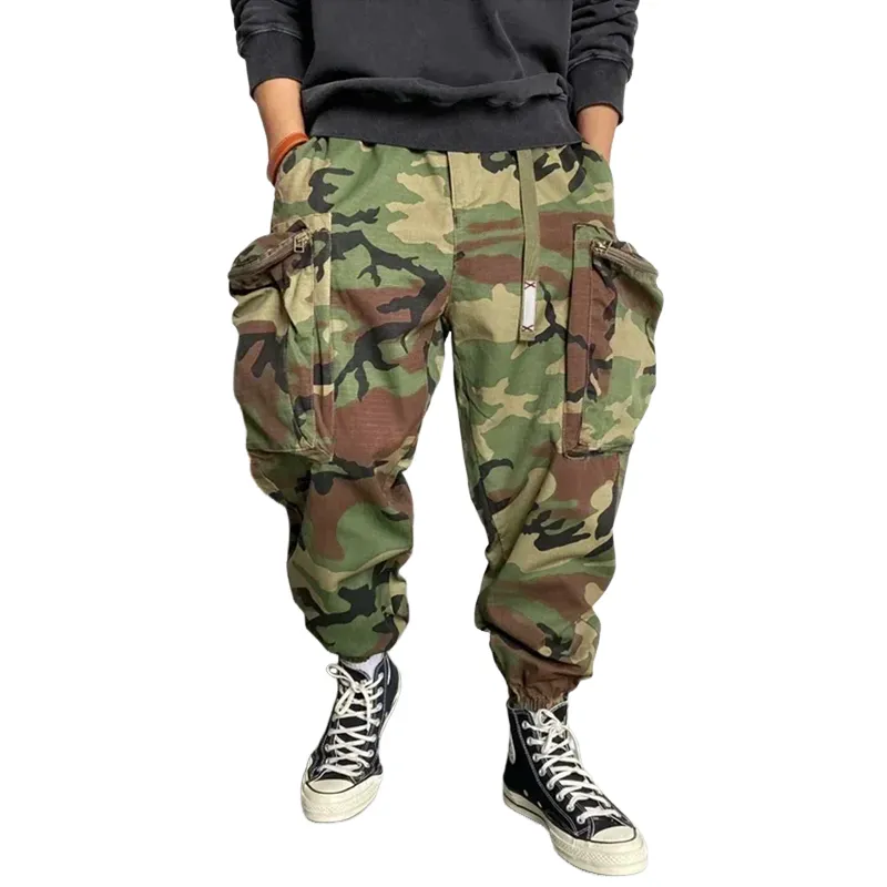 Men's Fashion Camo Elastic Waist Multi-pocket Cargo Pants 25335575Z